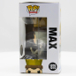 Preview: Funko POP Max 1878 Figur Seitenansicht links Verpackung Detail
